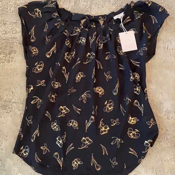 Never worn - Picture 2 of 3